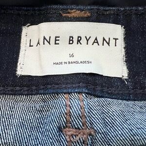 Lane Bryant dark blue cropped/capri length never been worn super soft & stretchy